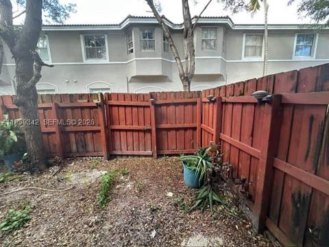 1661 SE 29th Ct 104, Homestead FL - photo 22 of 22