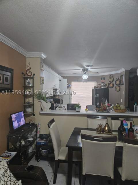 4925 W Lakes Dr, Deerfield Beach FL - photo 8 of 19