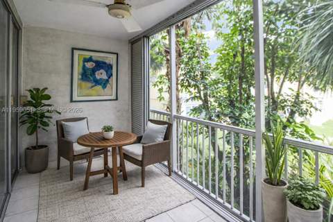 942 NE 199th St 2F, Miami FL - photo 15 of 22