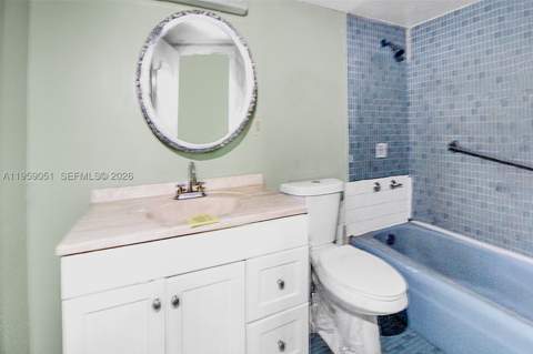 942 NE 199th St 2F, Miami FL - photo 8 of 22