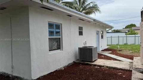 16221 E Bunche Park Dr, Miami Gardens FL - photo 24 of 27