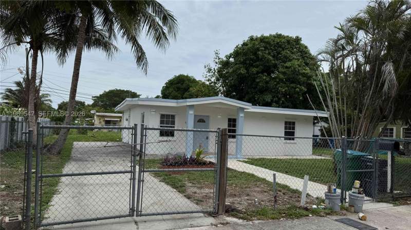3 bedroom SingleFamilyResidence at 16221 E Bunche Park Dr, Bunche Park, Miami Gardens — photo 4