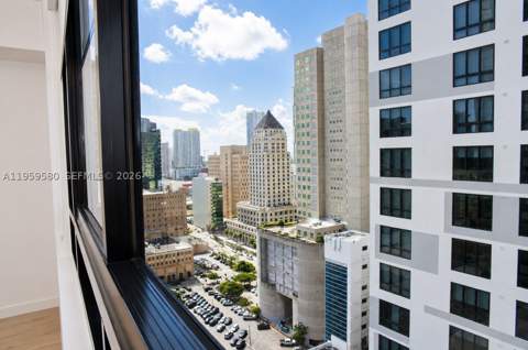 225 N Miami Ave 2306, Miami FL - photo 7 of 21