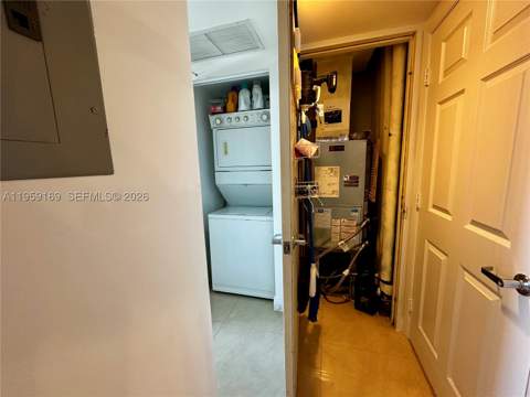 3232 SW 22nd Ter 1604, Miami FL - photo 21 of 40