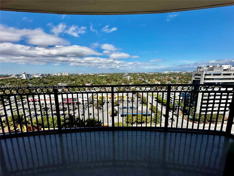 2 bedroom Condominium at 3232 SW 22nd Ter 1604, Gables Marquis Condo, Miami — photo 4