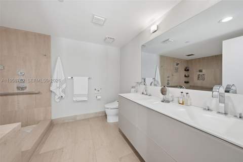 5875 Collins Ave 502, Miami Beach FL - photo 10 of 15