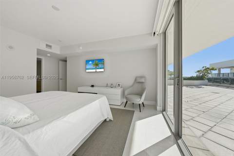 5875 Collins Ave 502, Miami Beach FL - photo 8 of 15