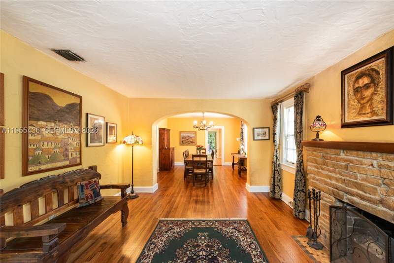 2 bedroom SingleFamilyResidence at 1256 Algeria Ave, Coral Gables Granada Sec, Coral Gables — photo 5