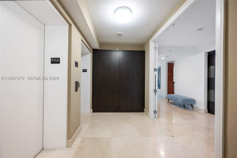 3 bedroom Condominium at 3201 NE 183rd St 2906, The Peninsula Condo, Aventura — photo 3