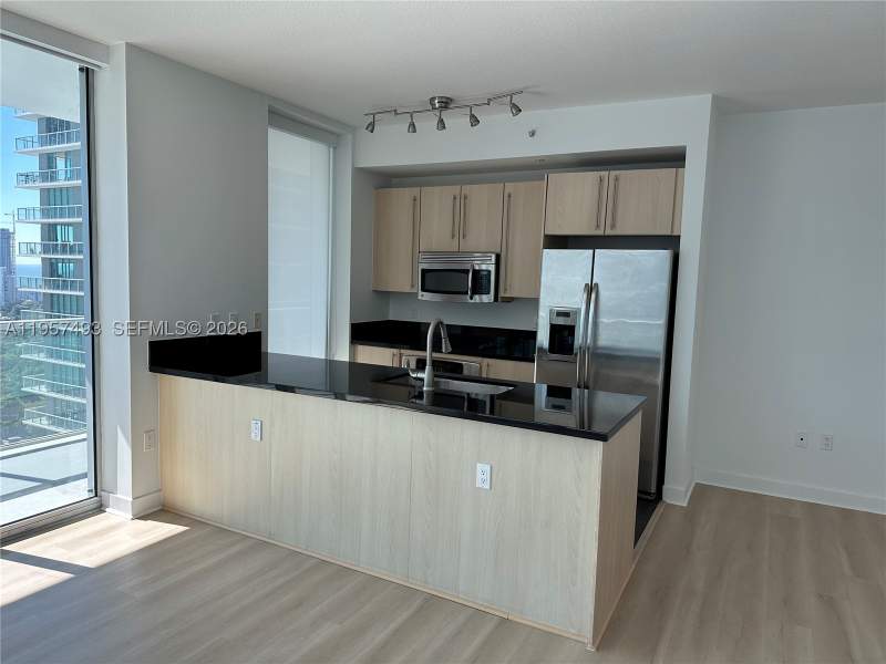2 bedroom Condominium at 1111 SW 1st Ave 3519-N, The Axis On Brickell II C, Miami — photo 4