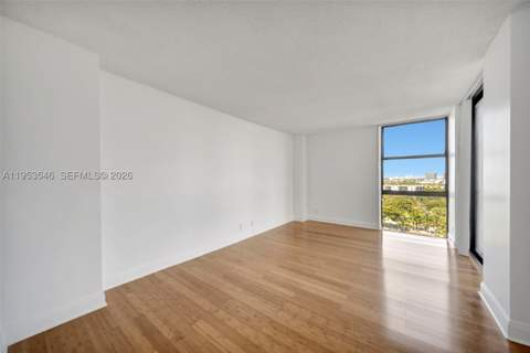 20379 W Country Club Dr 1232, Aventura FL - photo 17 of 35