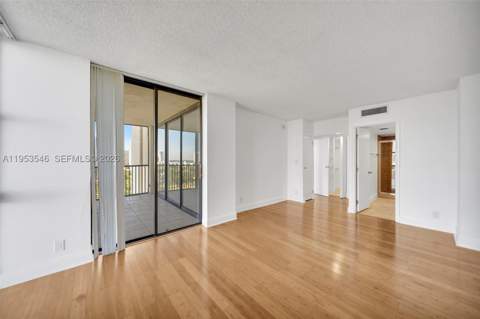 20379 W Country Club Dr 1232, Aventura FL - photo 20 of 35