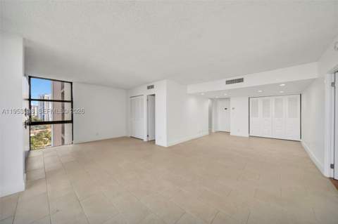 20379 W Country Club Dr 1232, Aventura FL - photo 8 of 35