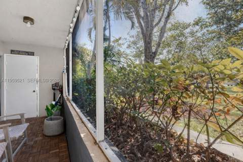 4780 NW 102nd Ave 103-11, Doral FL - photo 11 of 18