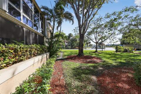 4780 NW 102nd Ave 103-11, Doral FL - photo 15 of 18