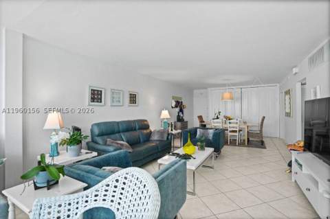 5005 Collins Ave 504, Miami Beach FL - photo 21 of 33