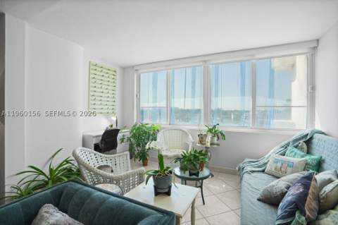 5005 Collins Ave 504, Miami Beach FL - photo 23 of 33