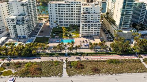 5005 Collins Ave 504, Miami Beach FL - photo 6 of 33