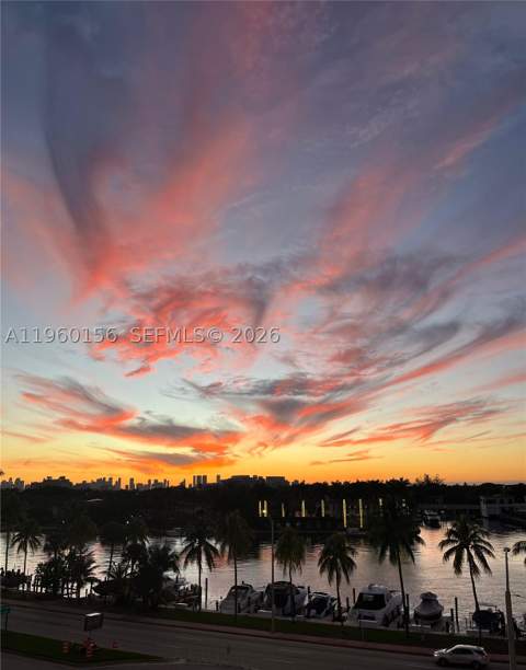 5005 Collins Ave 504, Miami Beach FL - photo 9 of 33