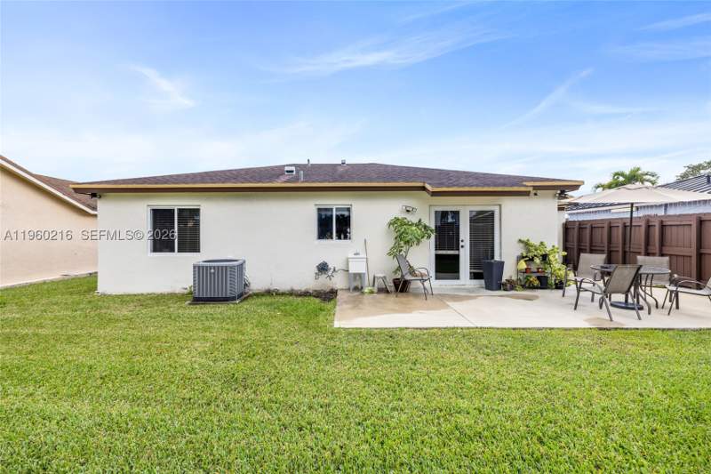 3 bedroom SingleFamilyResidence at 20814 SW 126th Ct, Oak Park Sec 7, Miami — photo 4