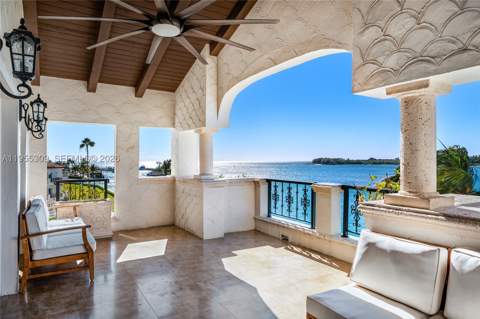 2443 Fisher Island Dr 5403, Miami FL - photo 9 of 56