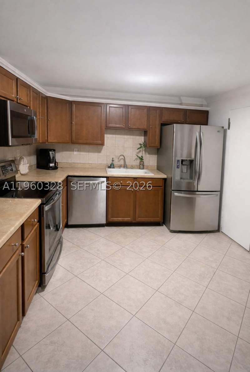 2 bedroom Condominium at 1470 NE 125th Ter 701, Three Horizons North Cond, North Miami — photo 2