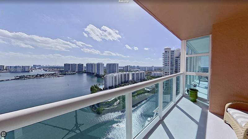 3 bedroom Condominium at 3370 Hidden Bay Dr 2715, 100 Hidden Bay Condo, Aventura — photo 2