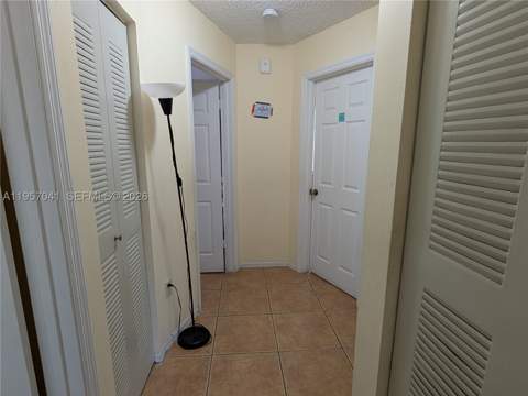 6205 Kendale Lakes Cir 289, Miami FL - photo 14 of 21