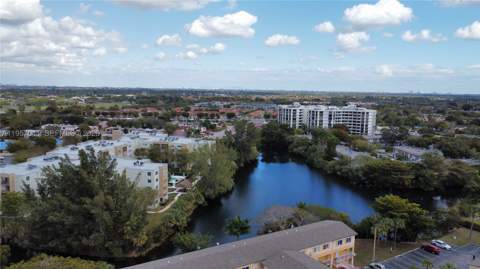 6205 Kendale Lakes Cir 289, Miami FL - photo 20 of 21