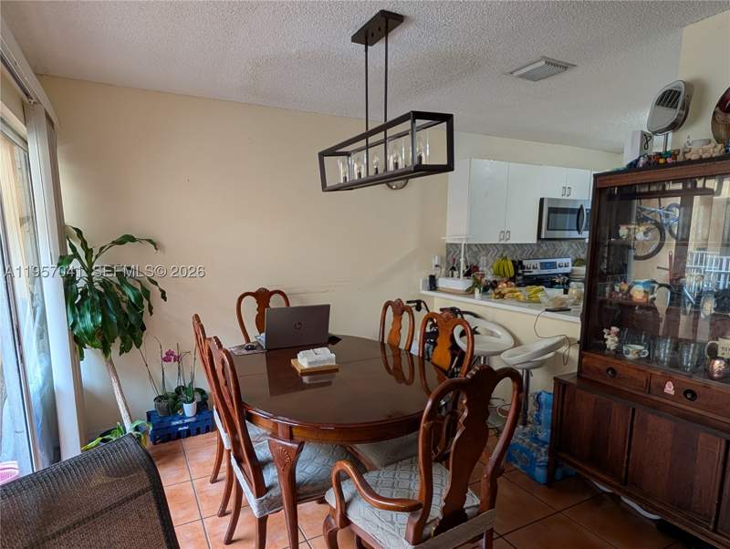3 bedroom Condominium at 6205 Kendale Lakes Cir 289, Paseo Real Condo, Miami — photo 5
