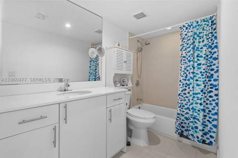 240 Galen Drive 109, Key Biscayne FL - photo 15 of 30