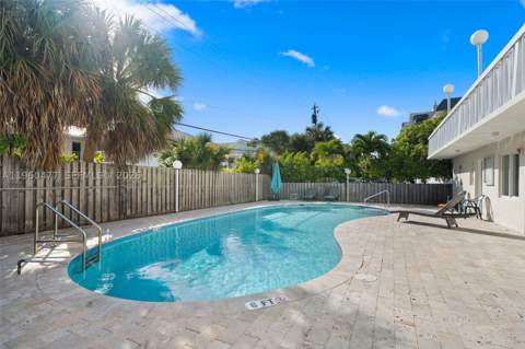 240 Galen Drive 109, Key Biscayne FL - photo 24 of 30