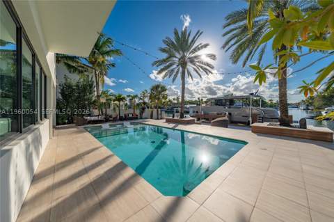 12880 N Bayshore Dr, North Miami FL - photo 11 of 30