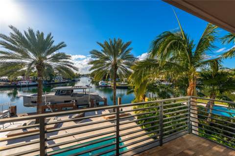 12880 N Bayshore Dr, North Miami FL - photo 21 of 30
