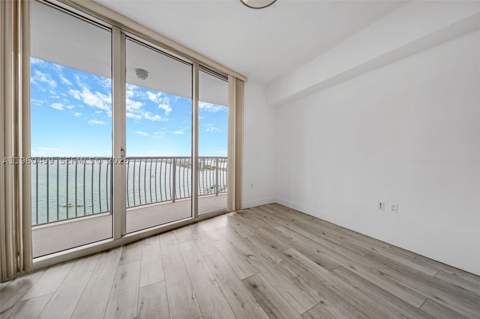 1750 N Bayshore Dr 2001, Miami FL - photo 14 of 41