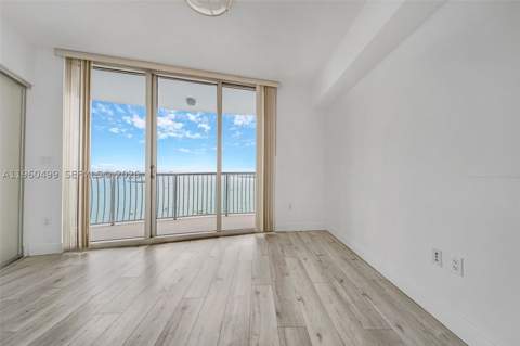 1750 N Bayshore Dr 2001, Miami FL - photo 17 of 41