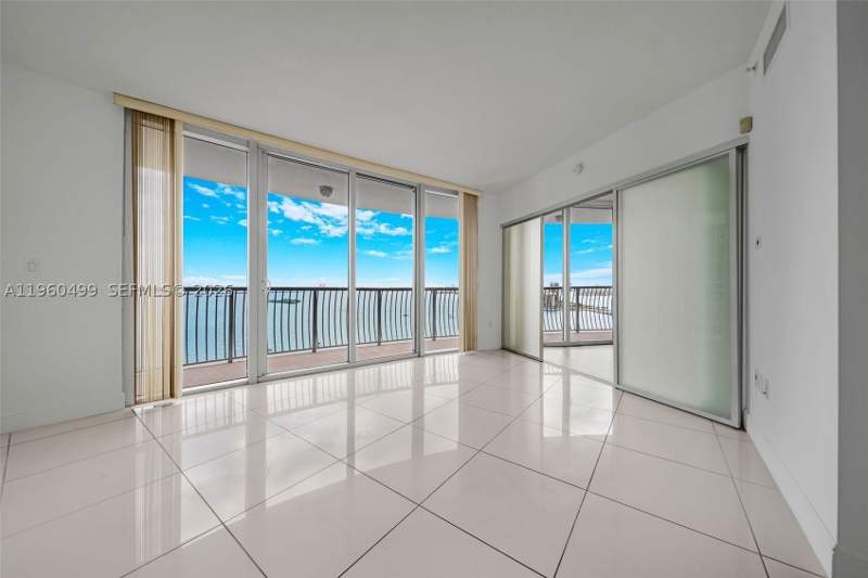 2 bedroom Condominium at 1750 N Bayshore Dr 2001, Opera Tower Condo, Miami — photo 3