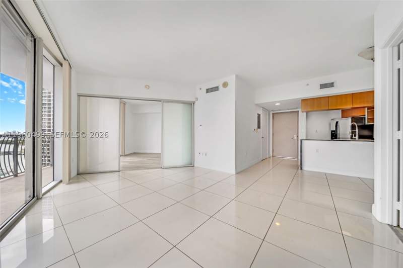 2 bedroom Condominium at 1750 N Bayshore Dr 2001, Opera Tower Condo, Miami — photo 4