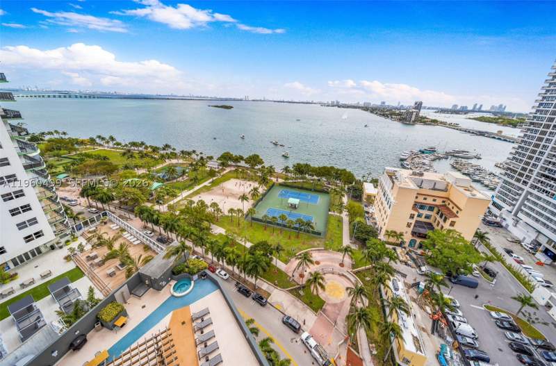 2 bedroom Condominium at 1750 N Bayshore Dr 2001, Opera Tower Condo, Miami — photo 5