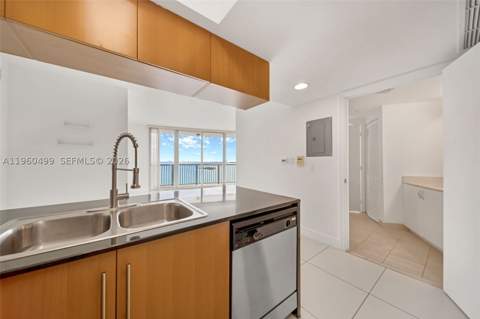1750 N Bayshore Dr 2001, Miami FL - photo 7 of 41