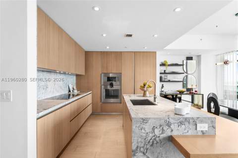 500 Alton 2203, Miami Beach FL - photo 12 of 36