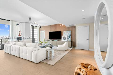 500 Alton 2203, Miami Beach FL - photo 16 of 36