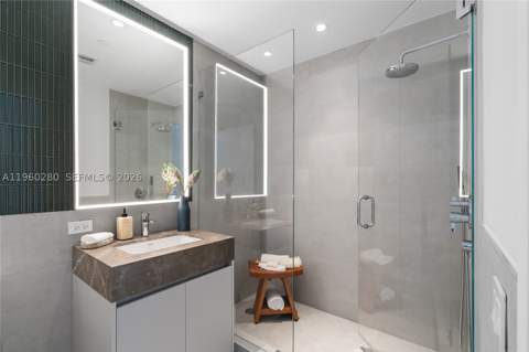 500 Alton 2203, Miami Beach FL - photo 23 of 36