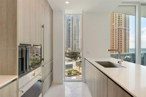 17550 Collins Ave 505, Sunny Isles Beach FL - photo 8 of 28