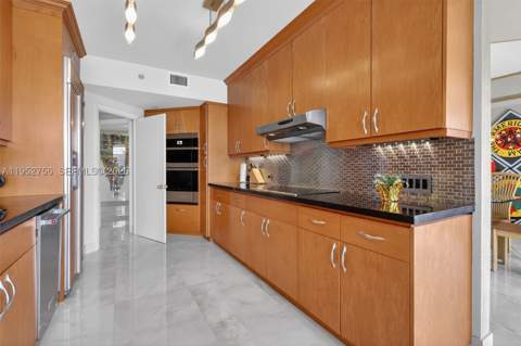 4000 Island Blvd 2602, Aventura FL - photo 11 of 42