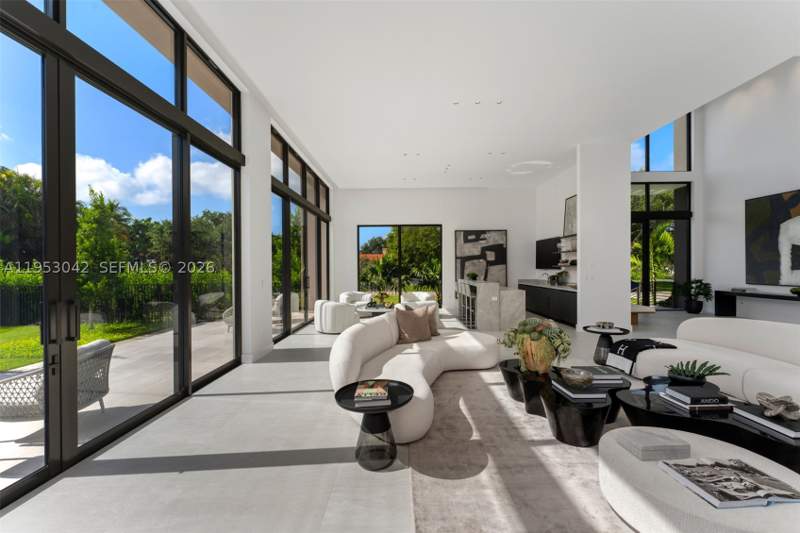 7 bedroom SingleFamilyResidence at 5825 SW 111th Ter, The Elysium, Pinecrest — photo 2