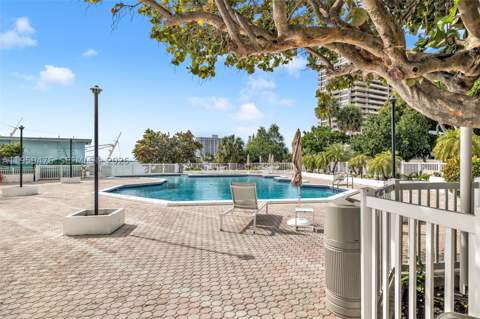 11111 Biscayne Blvd 116, Miami FL - photo 17 of 22