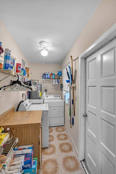 249 Carlisle Dr, Miami Springs FL - photo 19 of 50