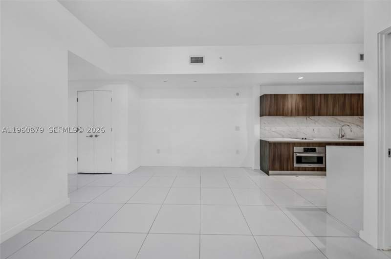 0 bedroom Condominium at 851 NE 1st Ave 204, Paramount Miami Worldcent, Miami — photo 5