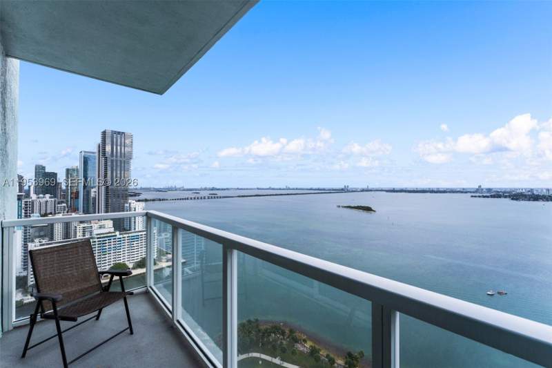 2 bedroom Condominium at 1900 N Bayshore Dr 3202, Quantum On The Bay Condo, Miami — photo 4
